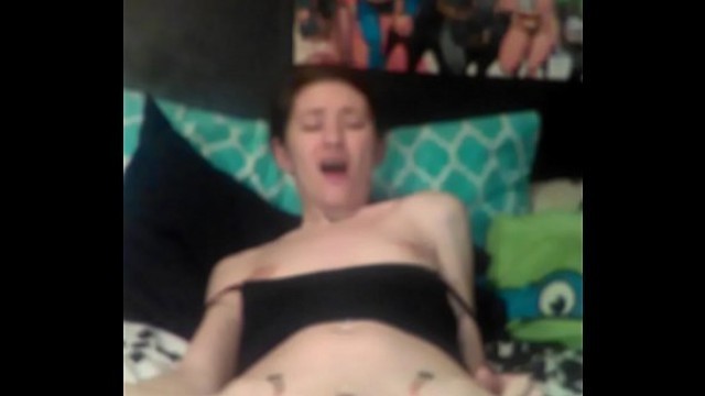 Wife hayley first ohmibod and squirting pt 3