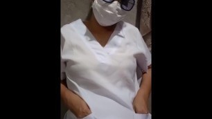 Pinay Nurse Binigyan Ng Blowjob Ang Kliyenteng Nagpapatanggal Ng Bulbol