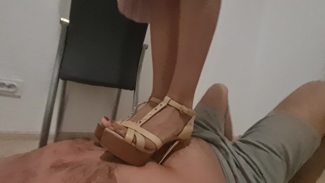 Trampling #89 Golden High Heels