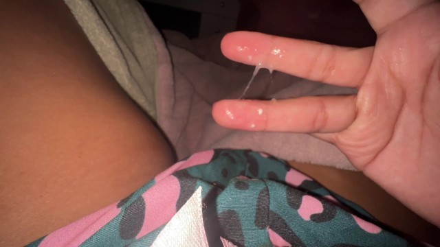 Masturbates at Dawn!! THIS TOY GOT HER PANTYHES WET VERY QUICKLY????????