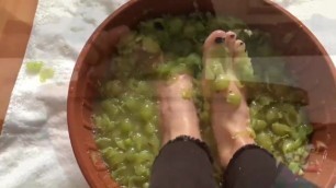 Barefoot Grape Crush