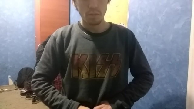 Just another (amateur) Guy Masturbating in Front of a Phone Camera