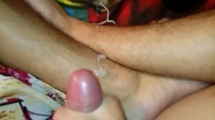 Semen En Mis Piernas Peludas