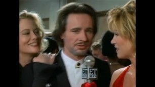 Cybill Shepherd, Christine Baranski, Leeza Gibbons - Cybill S2E05