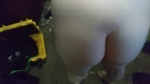 Huge Cumshot in Pregnant Girls Mouth
