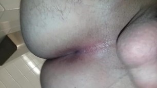 Chubby College Boy Fingers himself in Dorm Shower