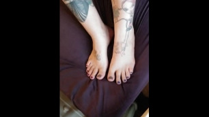 Painting my Toe Nails, Size 9 Feet