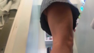 UPSKIRT BATHROOM SPYCAM UNDER SINK @ PUSSY (RE-UPload.. Fix?)