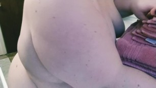 SSBBW Housewife does the Laundry Naked