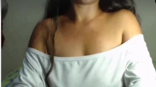 Huge hairy pussy beunette masturbating