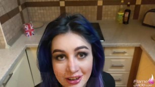 Babe Deep Sucking and Fucking so as not to Wash the Dishes