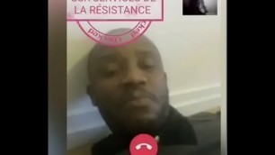 Akele Billy le patriote se masturbe sur facebook