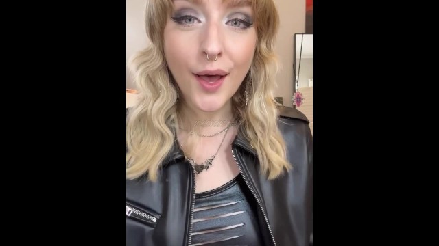 Wiinierox & her Besties Tiny Cock